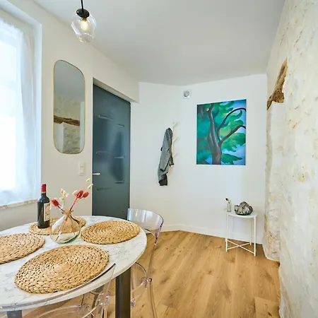 Standing A 7min De Fontainebleau Centre, 3min De Moret-sur-loing Et 45min De Paris *